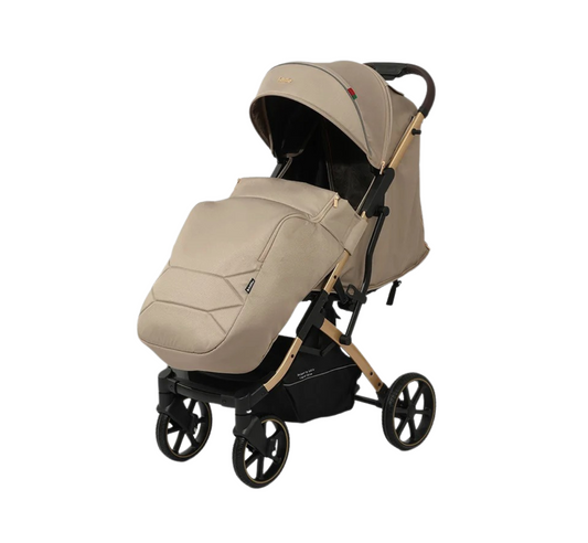Poussette confortable avec couvre-pieds, idéale pour toutes les saisons